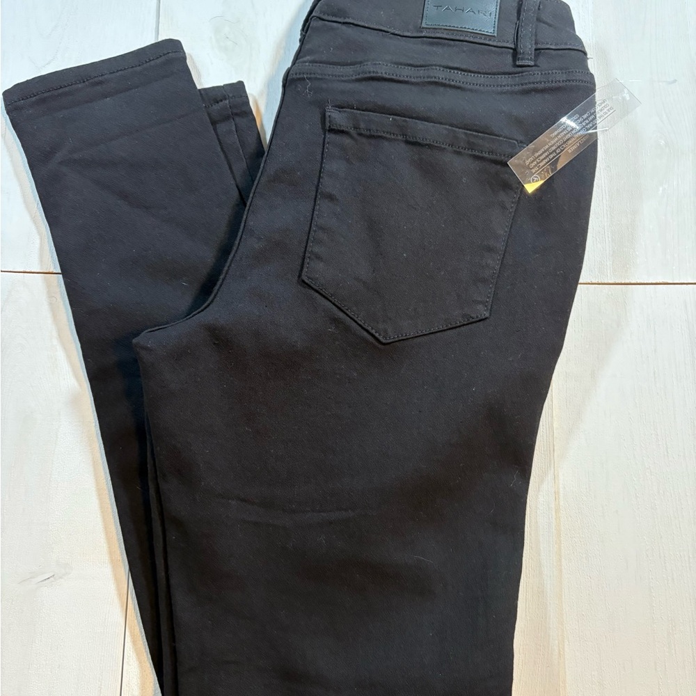 Tahari Black Skinny Women’s Jeans Mid Rise Roll Cuff NWT